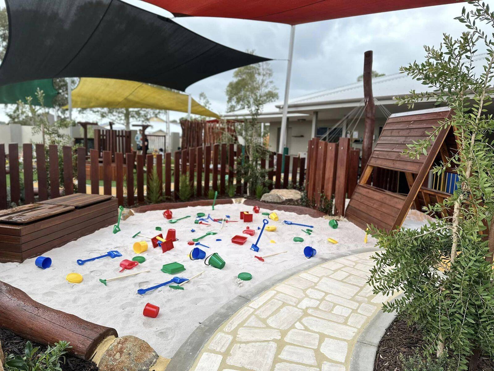 Busy Bees on Ashdale