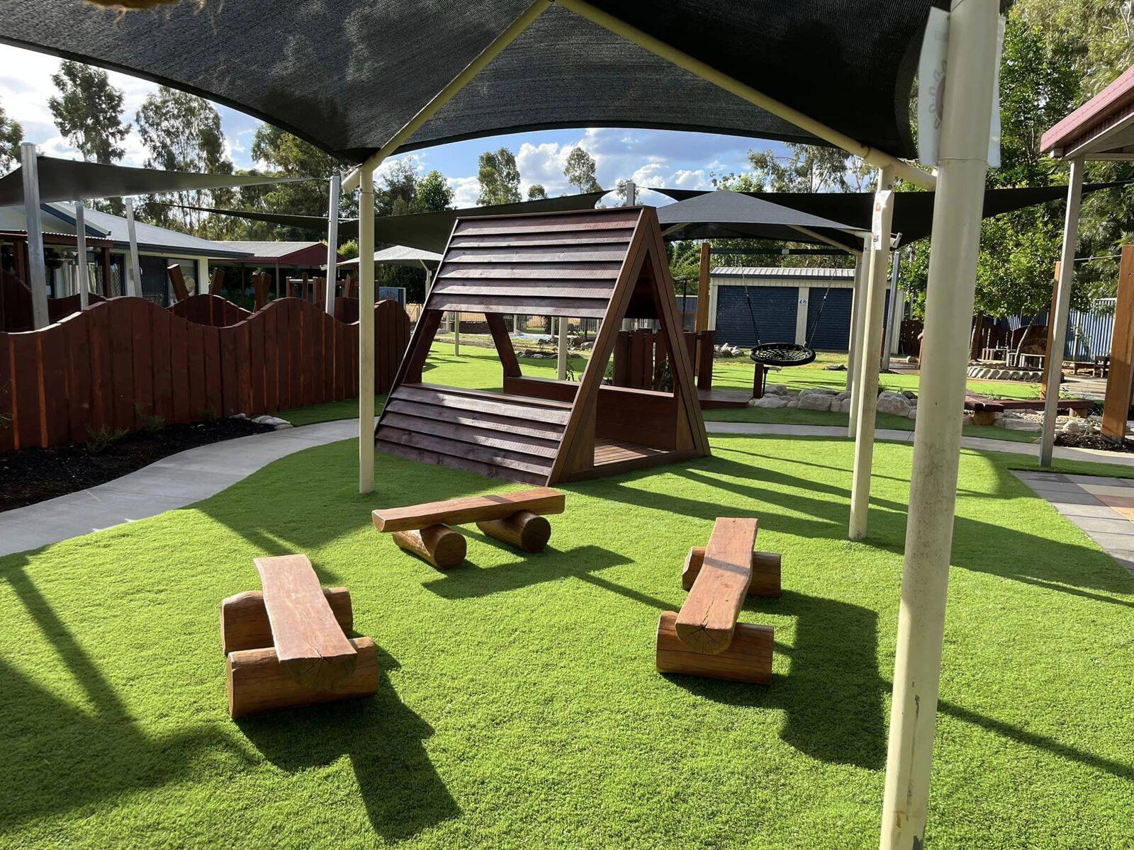 Busy Bees at Chinchilla