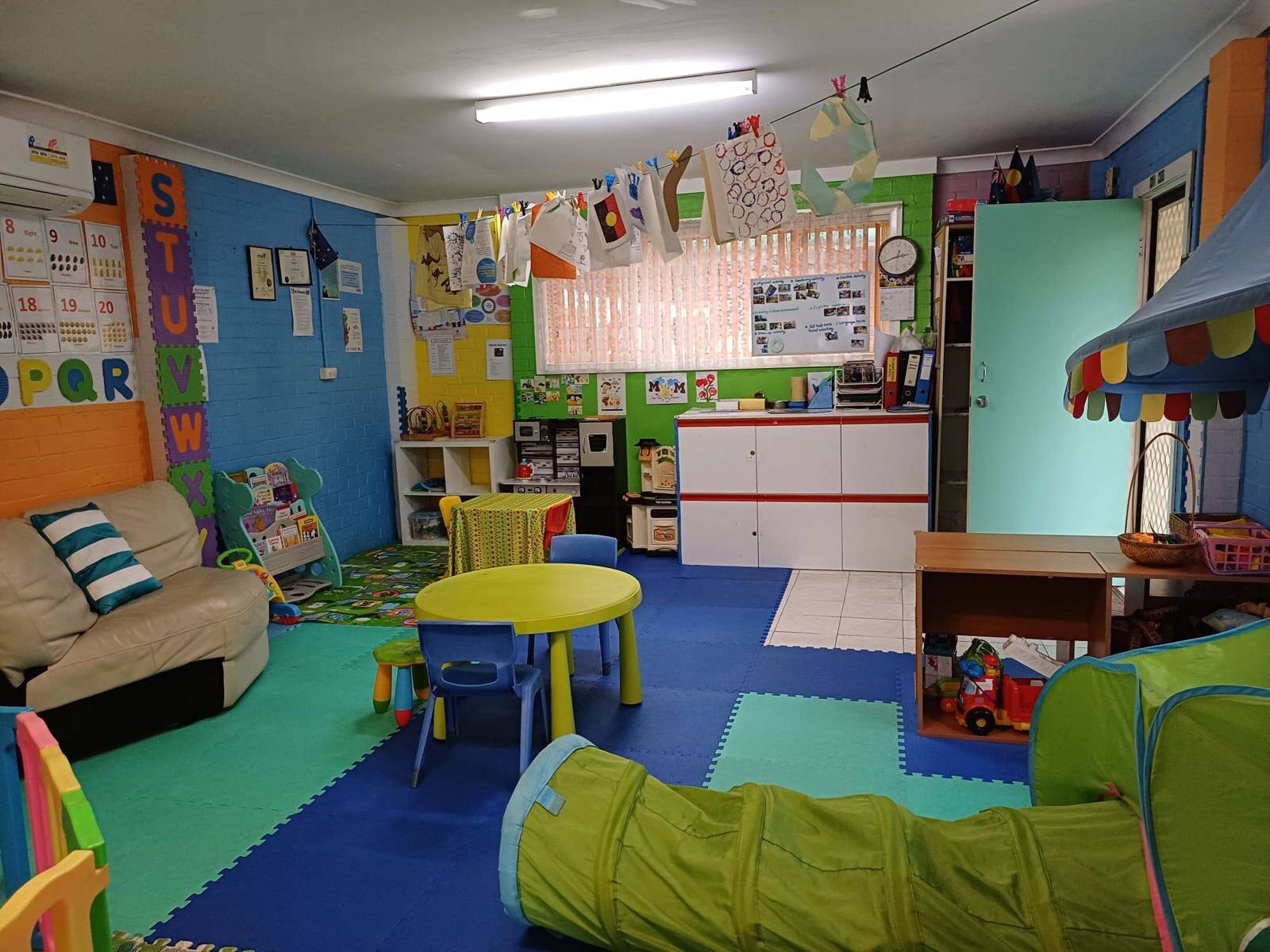 Holly's Family Day Care