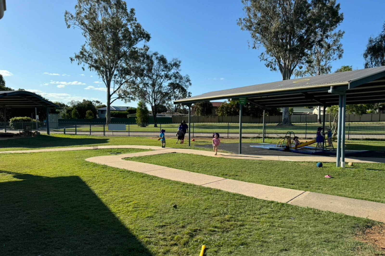 Raceview Kindergarten & Child Care Centre