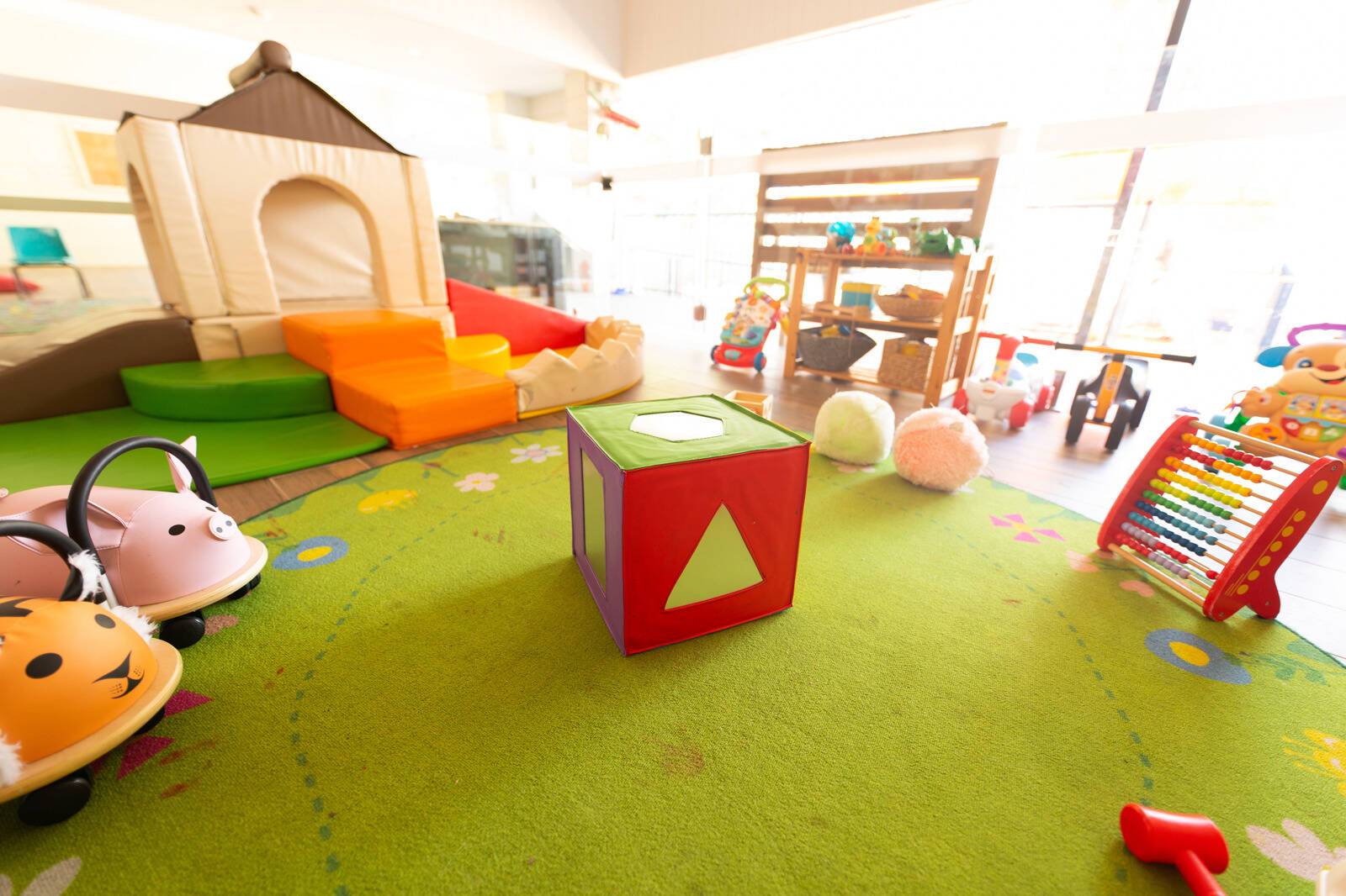 Little Peoples Early Learning Centre - Woonona