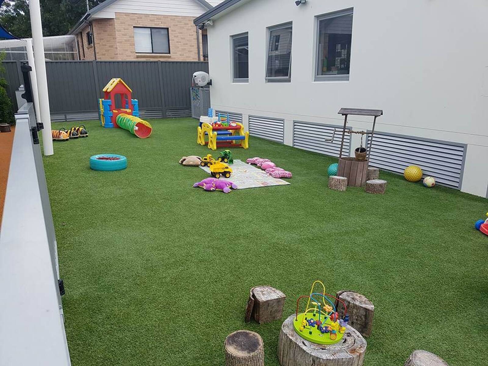 Buzzing Bees Early Learning Centre