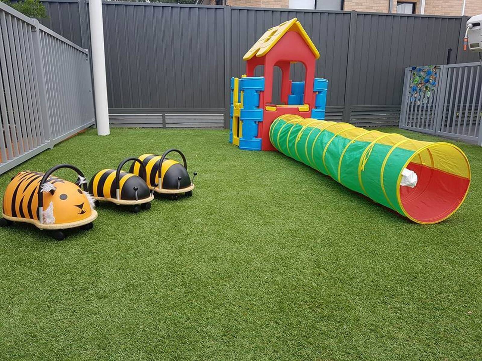 Buzzing Bees Early Learning Centre