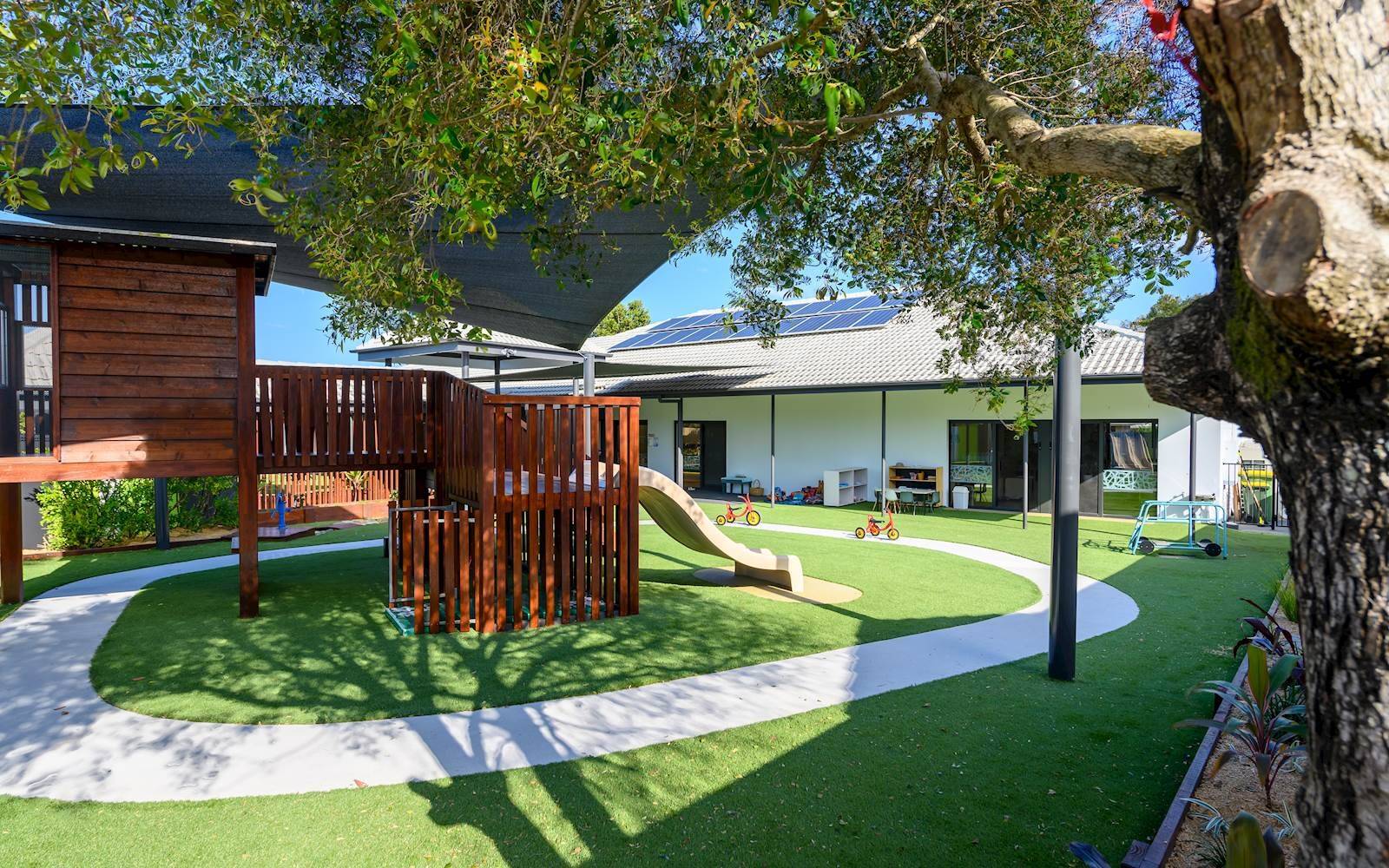 Edge Early Learning Aroona
