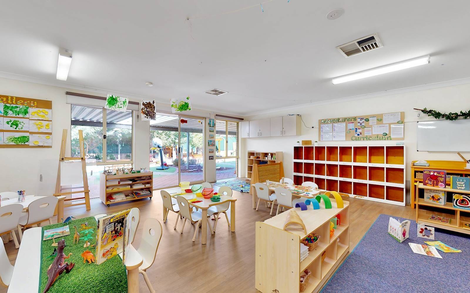 Busy Bees at Fremantle