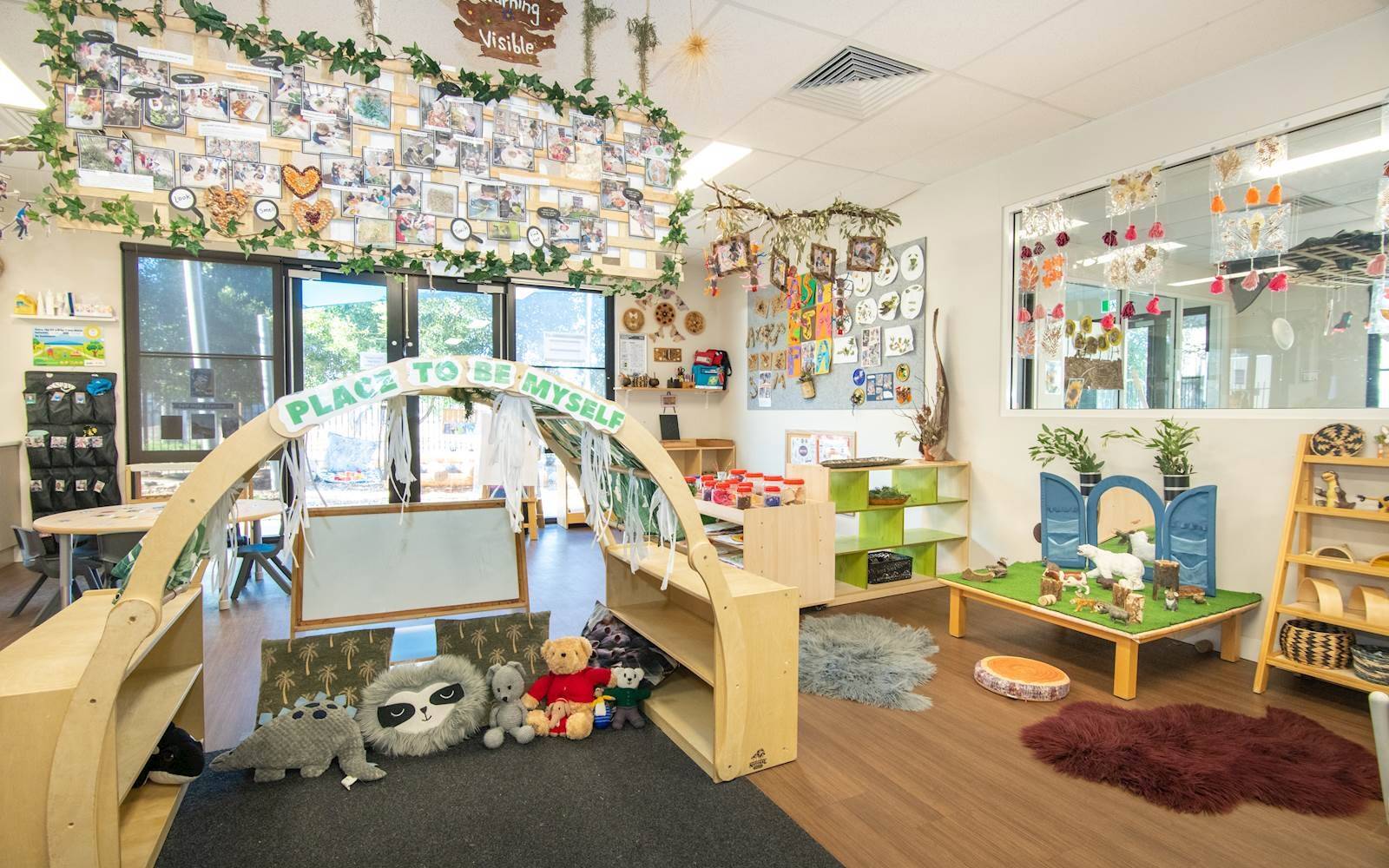 Busy Bees at Kilburn