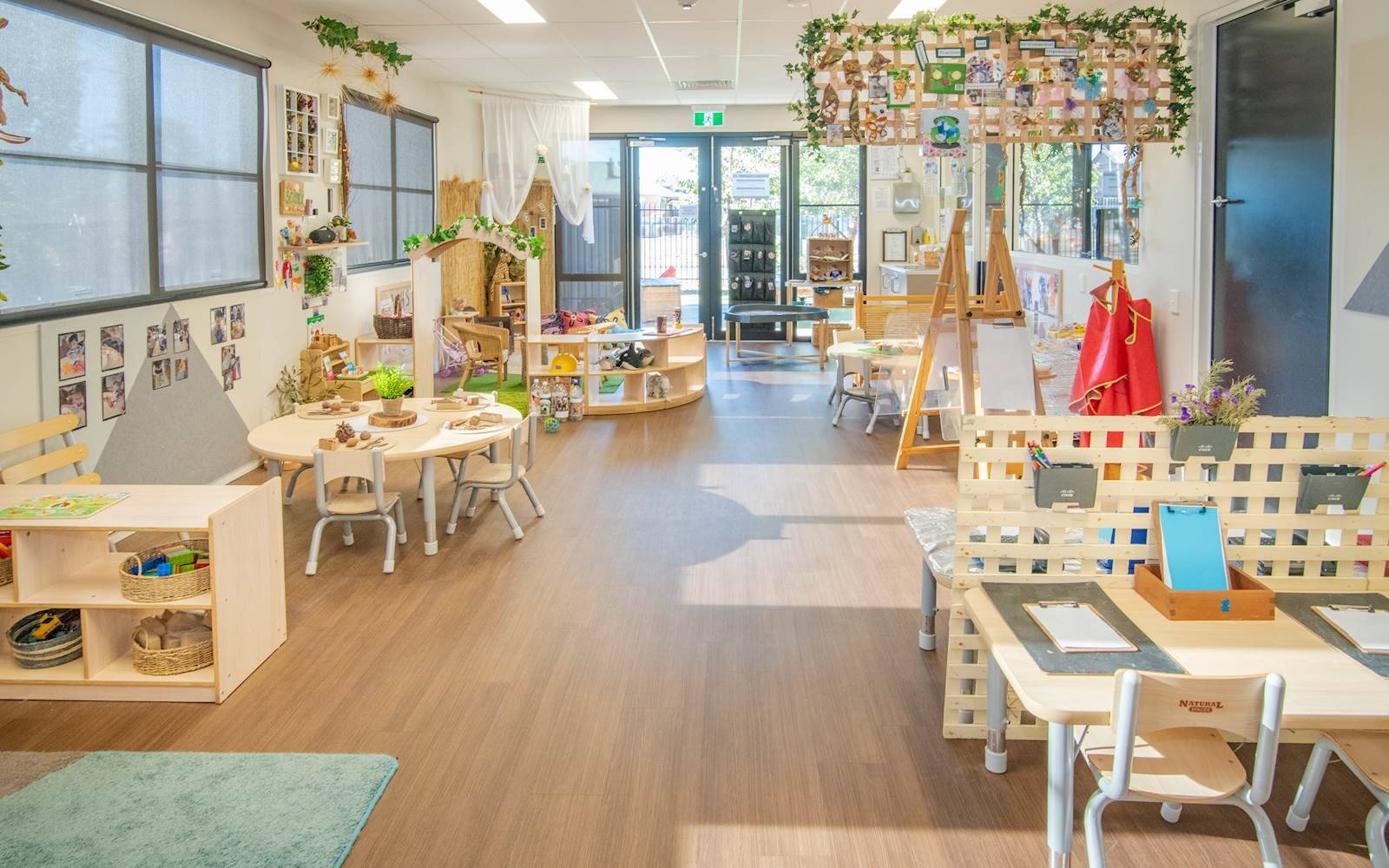 Busy Bees at Kilburn