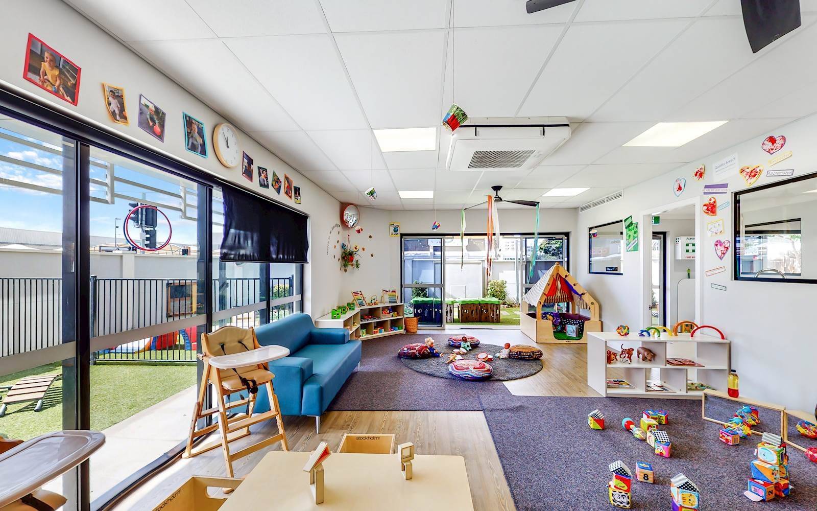 Busy Bees at Mitchelton