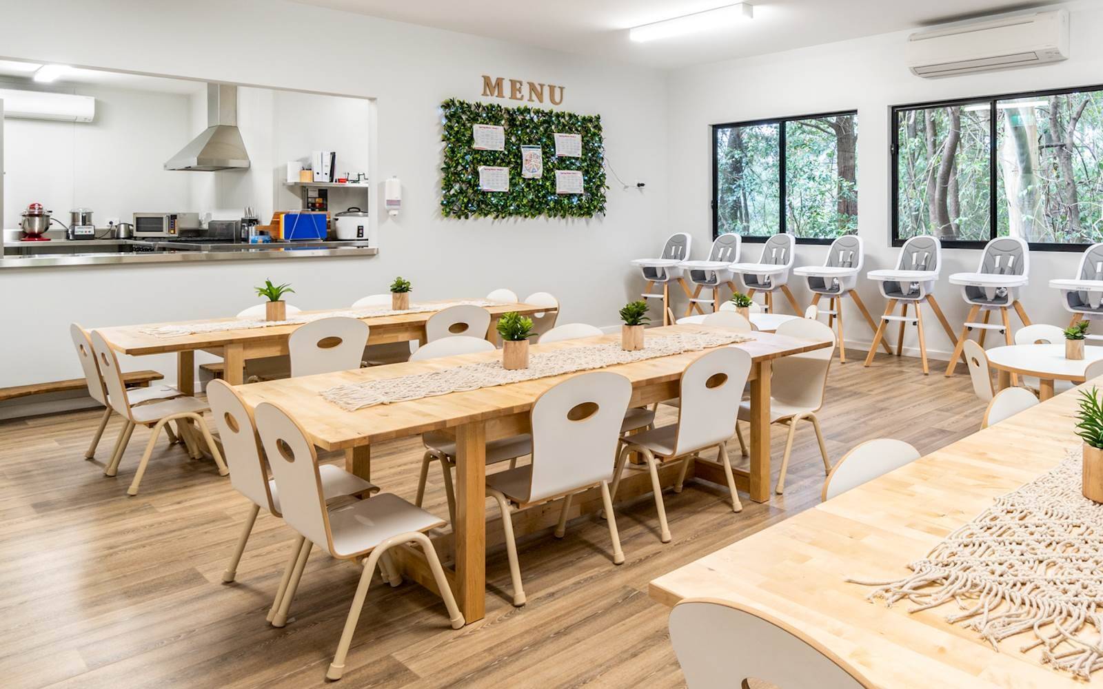 Follyfoot Farm Juniors by Busy Bees