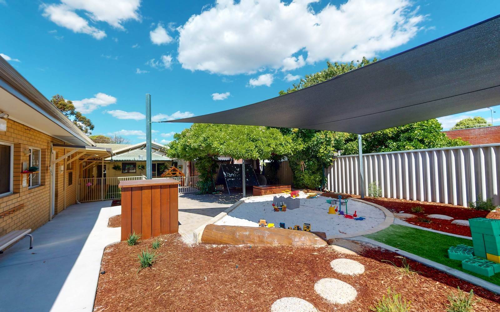 Busy Bees at O'Connor