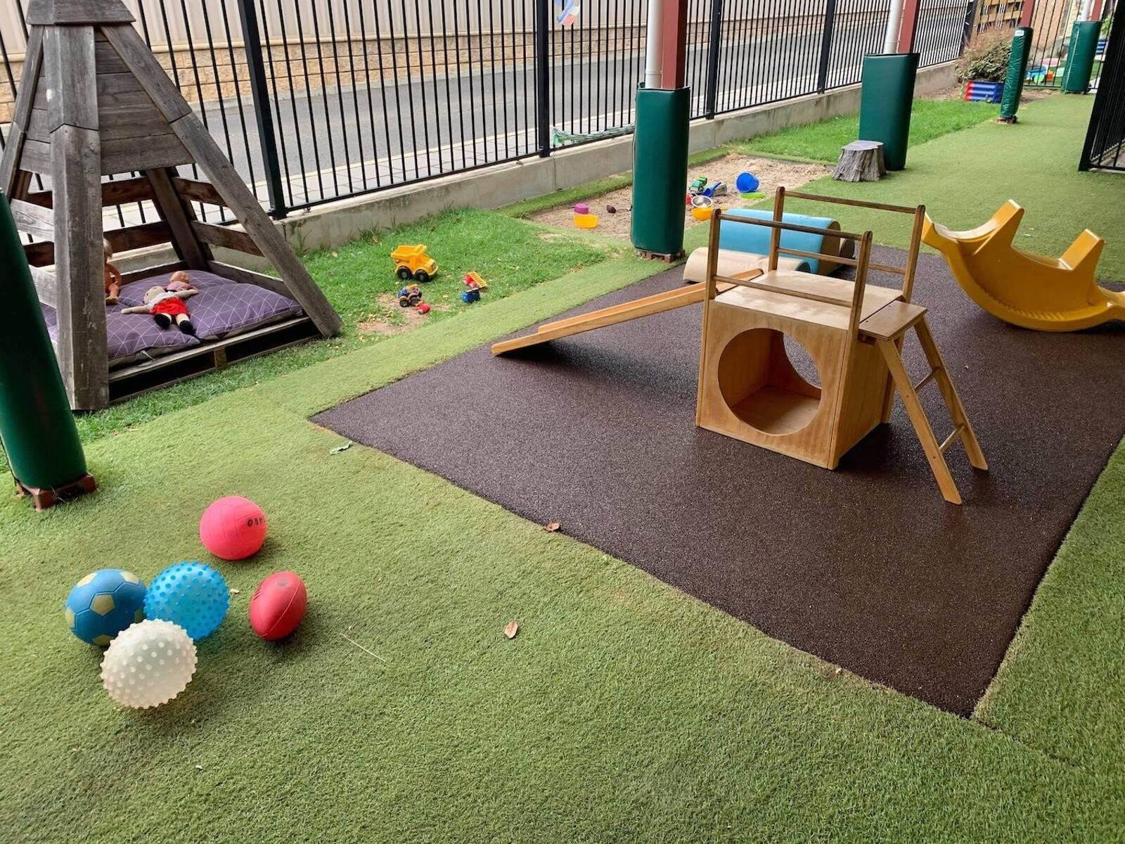 Early Steps Child Care Centre