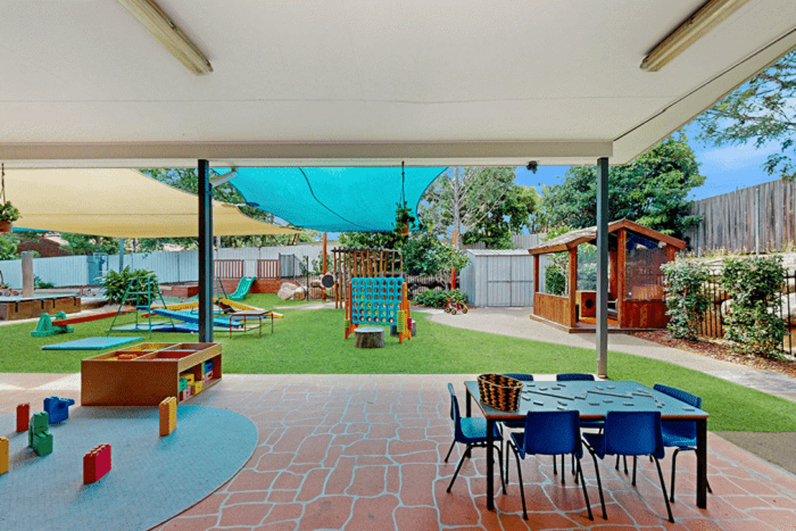 Busy Bees at Underwood