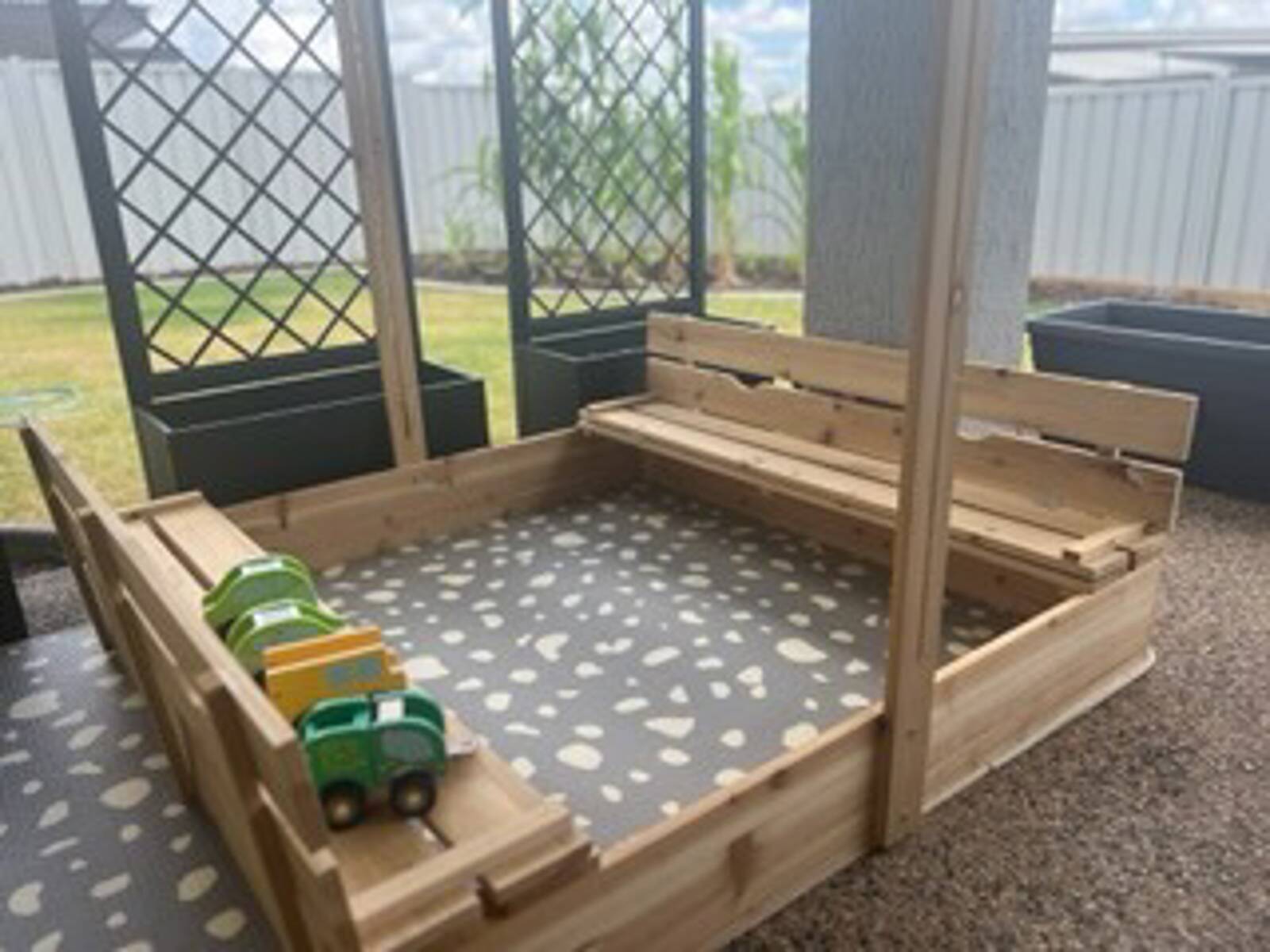 Little Paragons Family Day Care