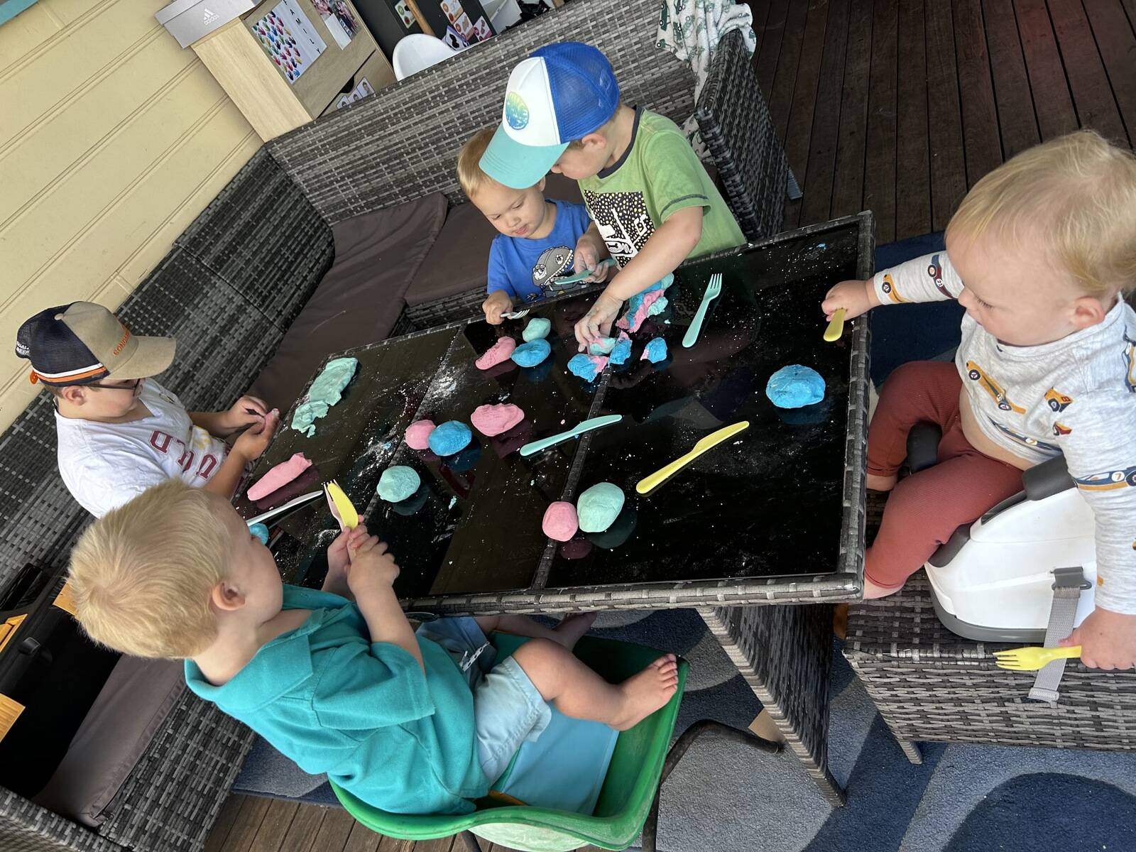 Little Explorers Monto